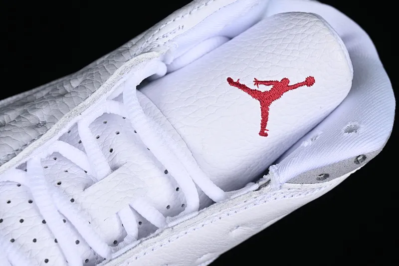 All categories Air Jordan Jordan series basketball shoes Air Jordan 13 pure original Air Jordan 13 Retro "Wolf Grey" AJ13 Joe 13 wolf gray first layer real carbon real cat eye 414571-160